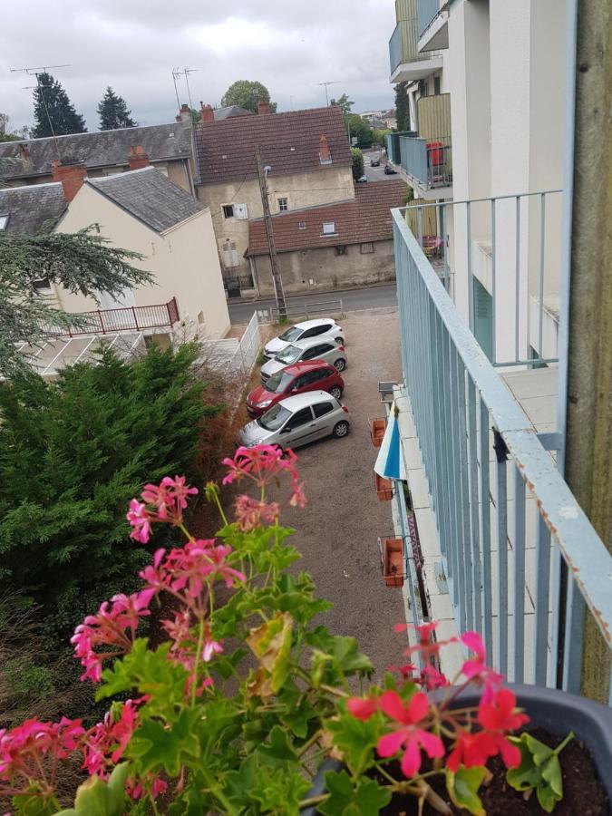 Chambre à louer dans un appartement proche du centre-ville Nevers Esterno foto