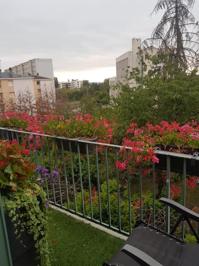 Chambre à louer dans un appartement proche du centre-ville Nevers Esterno foto