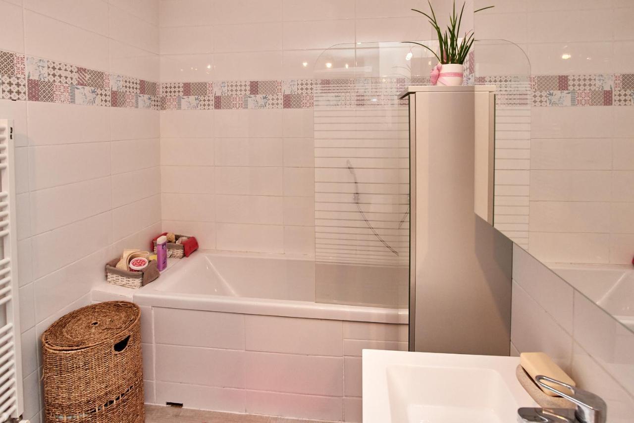 Chambre à louer dans un appartement proche du centre-ville Nevers Esterno foto