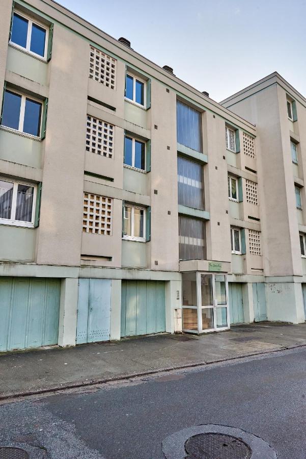 Chambre à louer dans un appartement proche du centre-ville Nevers Esterno foto